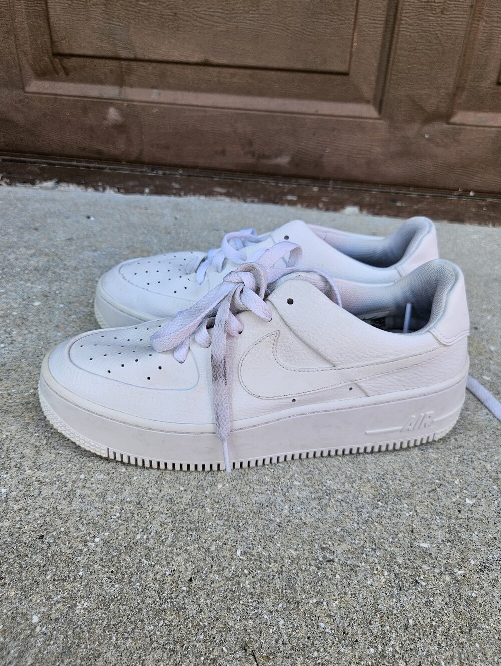 NIKE WOMENS AIR FORCE 1 White on White Size US 8.5 UK 6 EUR 40 Streetwear